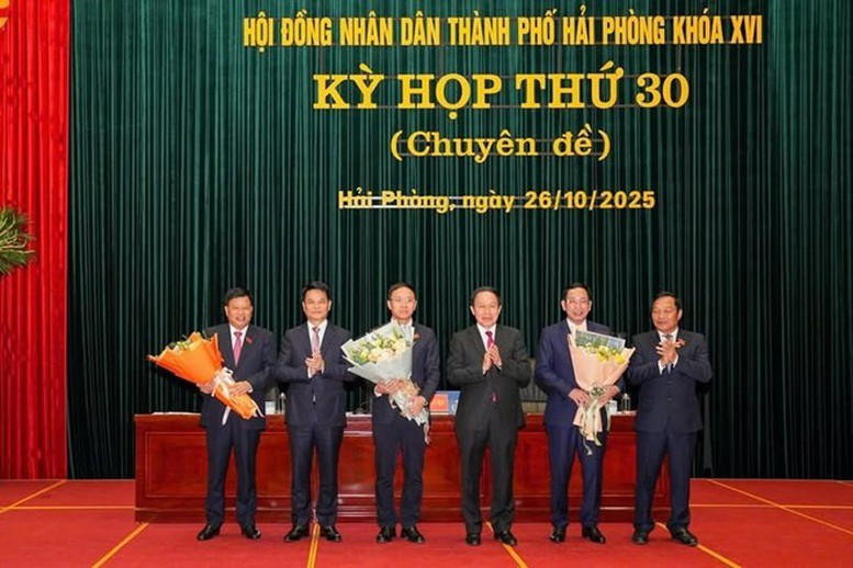 111hphong.jpg