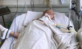 Nhiều cô gái bỗng la hét kích động rồi hôn mê, phải 'thay máu' ở TPHCM