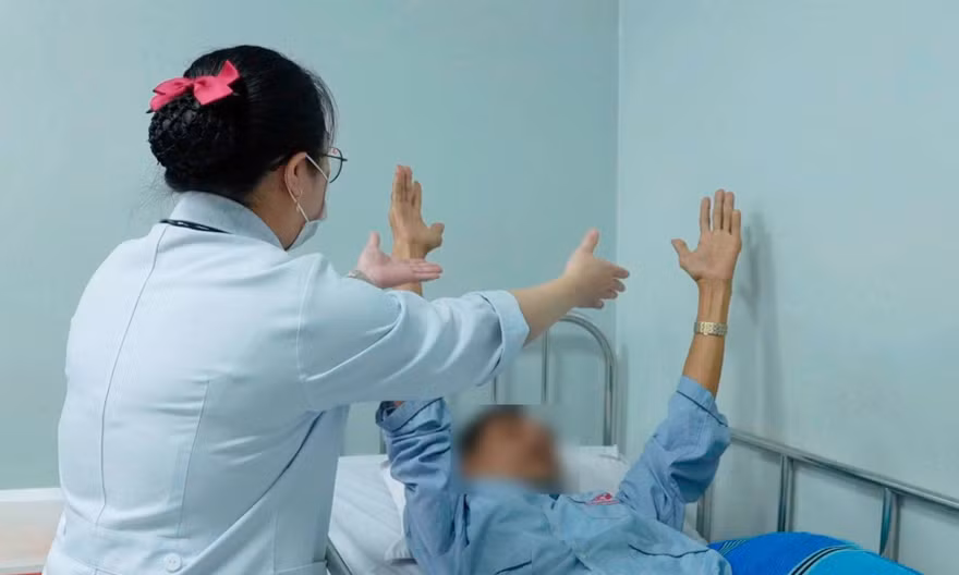 Đột quỵ 2 lần trong 6 tháng vì tự ý ngưng thuốc 