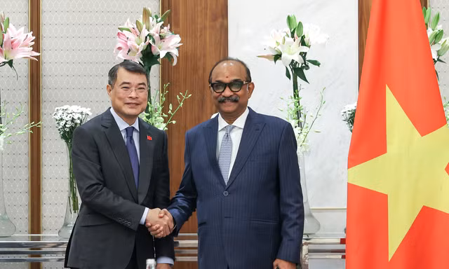 Hai tập đoàn Ấn Độ muốn đầu tư hạ tầng hàng không, chuỗi công nghiệp xanh tại Việt Nam