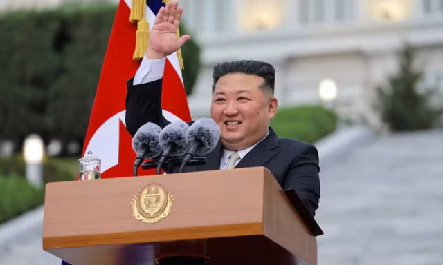 Chủ tịch Triều Tiên Kim Jong Un bất ngờ đi qua cầu mới sang Trung Quốc