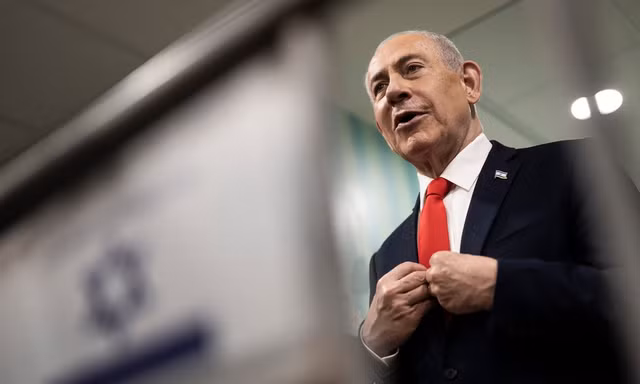 Thủ tướng Israel hứng đòn đau