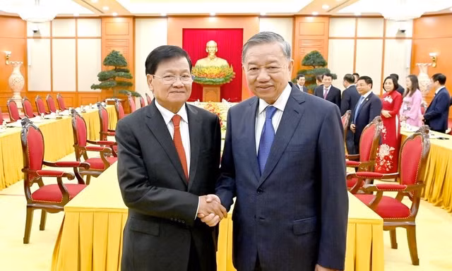 Tổng Bí thư, Chủ tịch nước Lào đề cao thành tựu của Việt Nam trong chặng đường 80 năm