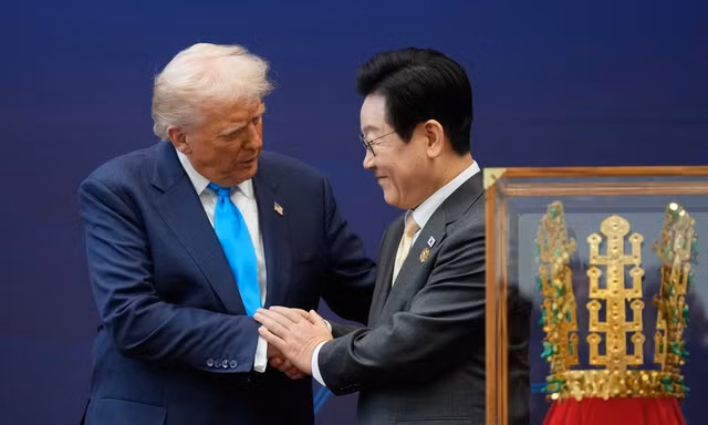 Tổng thống Hàn Quốc đề nghị Mỹ cho phép dùng nhiên liệu hạt nhân tàu ngầm