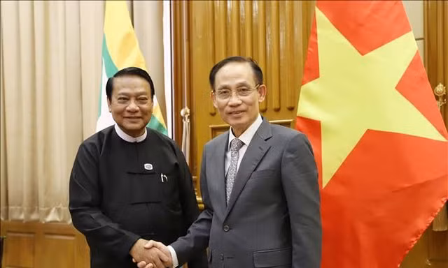 Tổng thống Myanmar khẳng định sẽ tạo điều kiện thuận lợi cho các doanh nghiệp Việt Nam