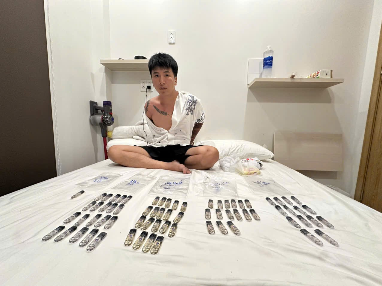 ‘Điểm mặt’ những đường dây Pod Chill chứa Etomidate bị triệt phá ‘Điểm mặt’ những đường dây Pod Chill chứa Etomidate bị triệt phá