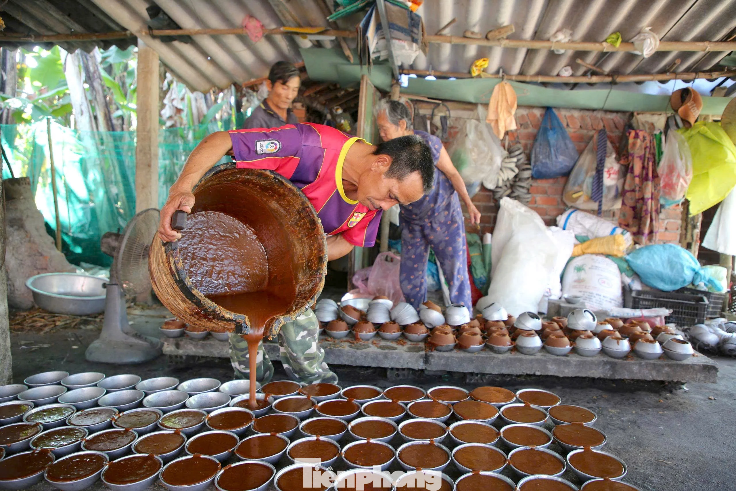 Giữ Lửa Nghề Nấu Đường Bát Thủ Công Ở Đà Nẵng: Hương Vị Tết Xưa Trong Từng Bát Đường Mía