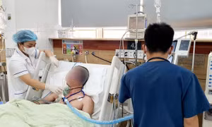 Bác sĩ lí giải nguyên nhân ‘đặc sản’ lạ dễ gây ngộ độc dịp Tết