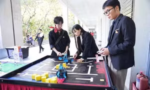 Học sinh dự thi Giải Vô Địch IYRC Việt Nam hoàn toàn miễn phí