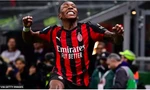 Đánh bại Inter Milan, AC Milan sống lại hy vọng đua vô địch
