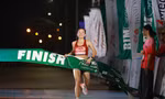 Nguyễn Thị Oanh, Nguyễn Trung Cường 'vô đối' tại Tay Ho Half Marathon 2026