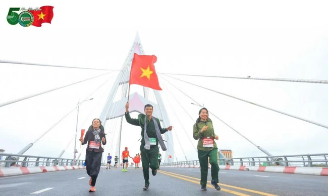 Tiền Phong Marathon: Hành trình 66 năm từ Công viên Bách Thảo đến đường chạy Nha Trang