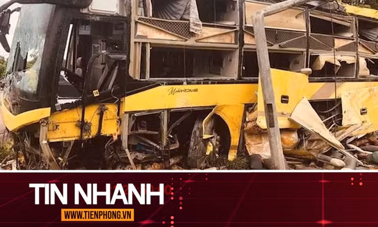 TIN NHANH: Bão Cỏ May đổ bộ vào đâu?; Hé lộ nguyên nhân vụ lật xe khách khiến 10 người tử vong 