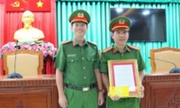 Phá nhanh vụ trộm hơn 10 cây vàng, Công an phường Long Xuyên được Bộ Công an khen thưởng