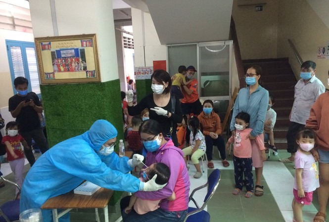 Khám sàng lọc cho người dân- ảnh minh hoạ