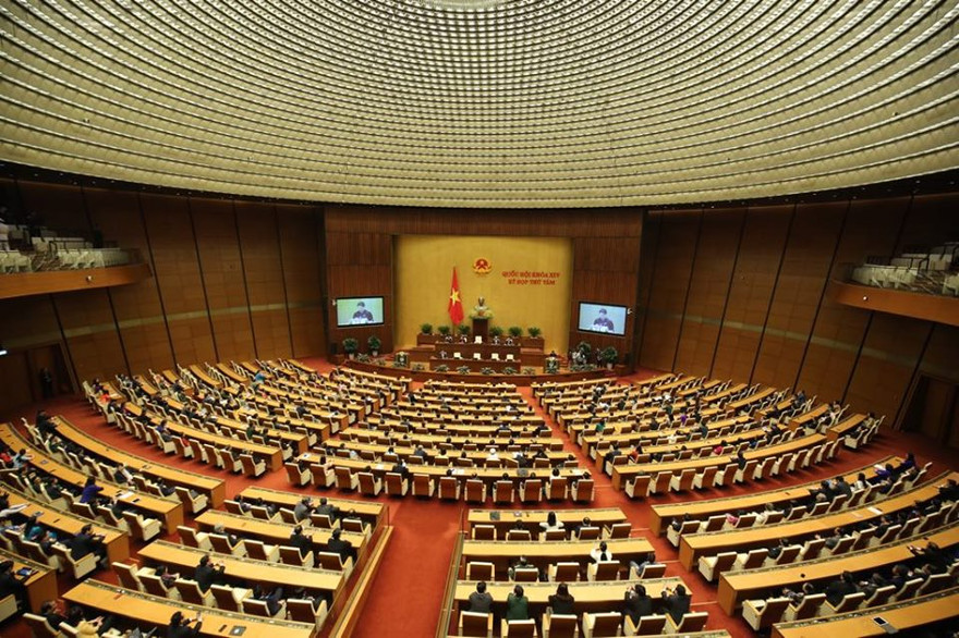 Quốc hội ra Nghị quyết, bế mạc kỳ họp thứ 8, Quốc hội khóa 14. Ảnh Như Ý