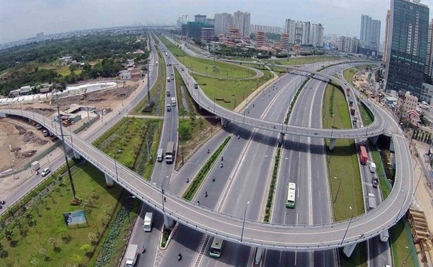 dự kiến hoàn thành công tác sơ tuyển lựa chọn nhà đầu tư cao tốc Bắc - Nam khoảng tháng 2/2020.