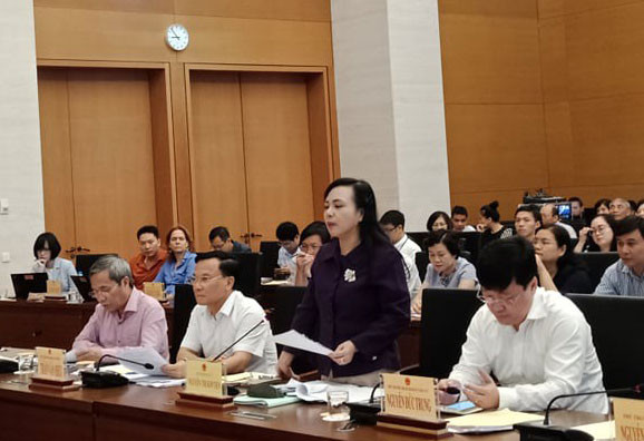 Bộ trưởng Y tế tại phiên giải trình sáng nay