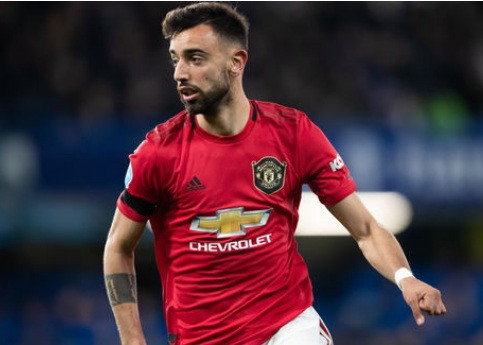 Bruno Fernandes tỏa sáng rực rỡ trong màu áo M.U.