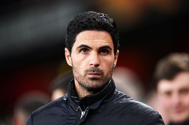 HLV Mikel Arteta của Arsenal.