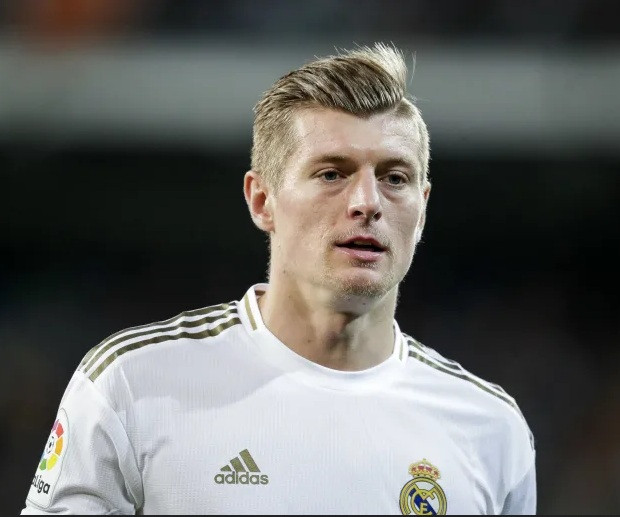 Toni Kroos đang khiến HLV Zidane không hài lòng?