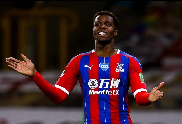 Wilfried Zaha muốn rời Crystal Palace để tìm tới một bến đỗ giàu tham vọng hơn.