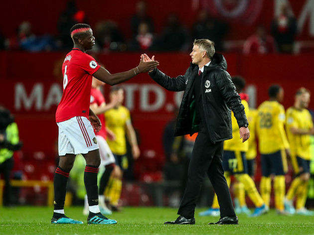 Paul Pogba chưa thể tái xuất trong màu áo M.U.