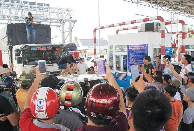 Chủ đầu tư BOT Cai Lậy nhờ cơ quan chức năng điều tra, xử lý các cá nhân gây rối tại trạm thu phí những ngày qua.