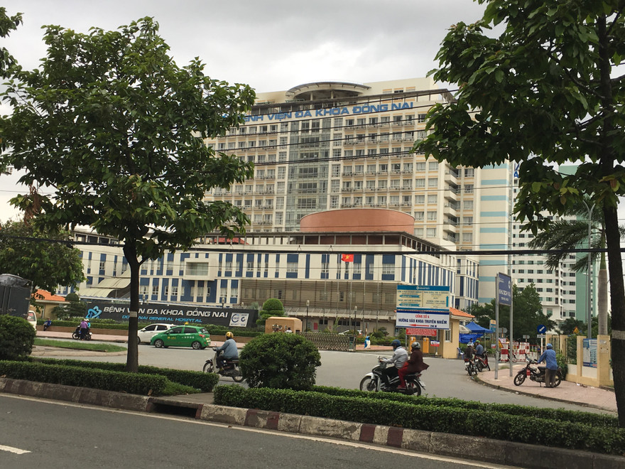 Bệnh nhân 669 mắc COVID-19 mới được công bố tiếp xúc với nhiều bác sĩ