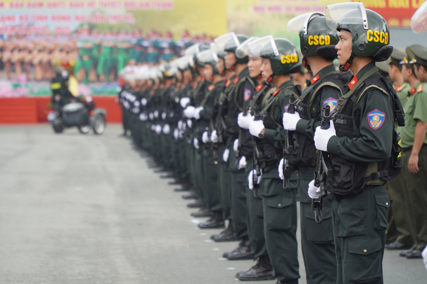 Vụ giang hồ vây chặn xe công an liên quan đến 3 sĩ quan phòng Cảnh sát quản lý hành chính bị kỷ luât 