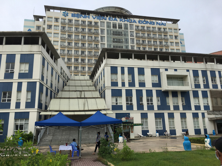 Rơi từ lầu 3 bệnh viện, người đàn ông tử vong tại chỗ