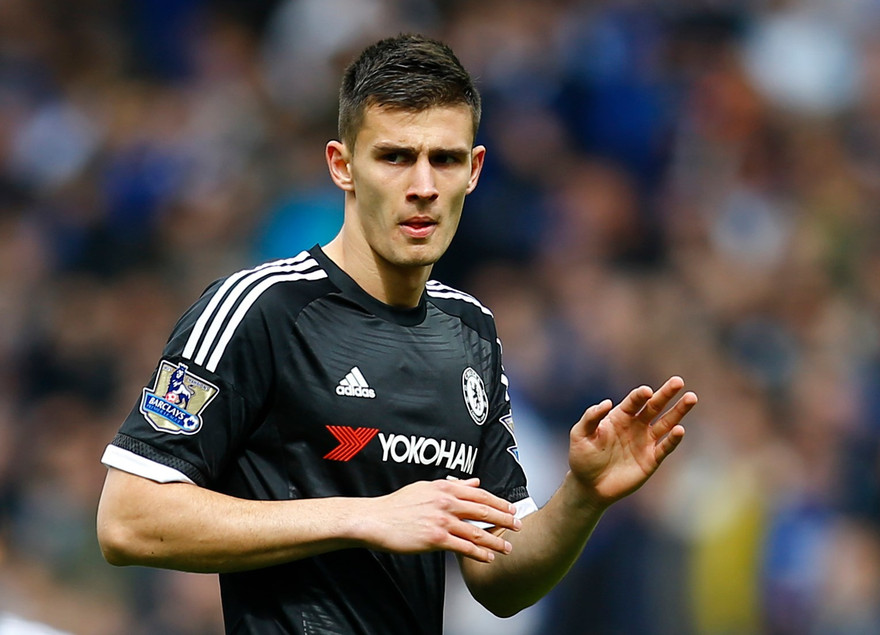 Matt Miazga trong lần hiếm hoi khoác áo Chelsea.