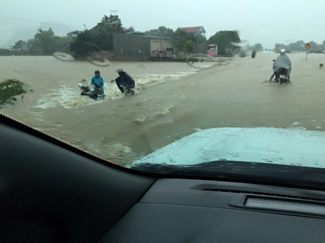 Thủ tướng yêu cầu sơ tán các hộ dân sinh sống tại các vùng nguy hiểm