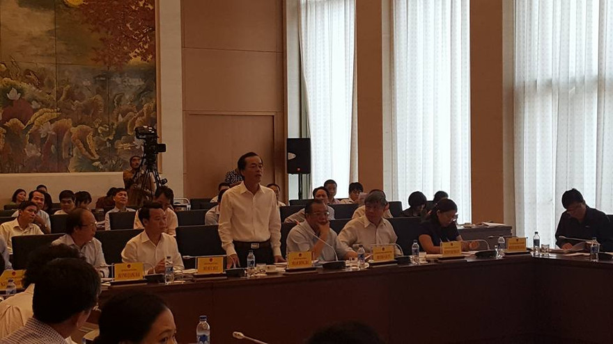 Bộ trưởng Bộ Xây dựng Phạm Hồng Hà tại phiên giải trình