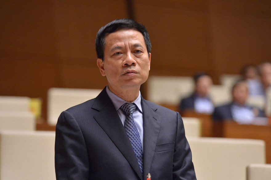 Bộ trưởng TT&TT Nguyễn Mạnh Hùng