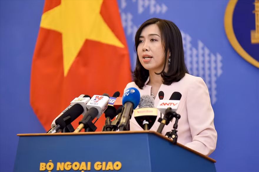 Người Phát ngôn Bộ Ngoại giao Lê Thị Thu Hằng cho biết,chưa có thông tin về người Việt nào bị ảnh hưởng trong các cuộc biểu tình tại Pháp. Ảnh: T.L