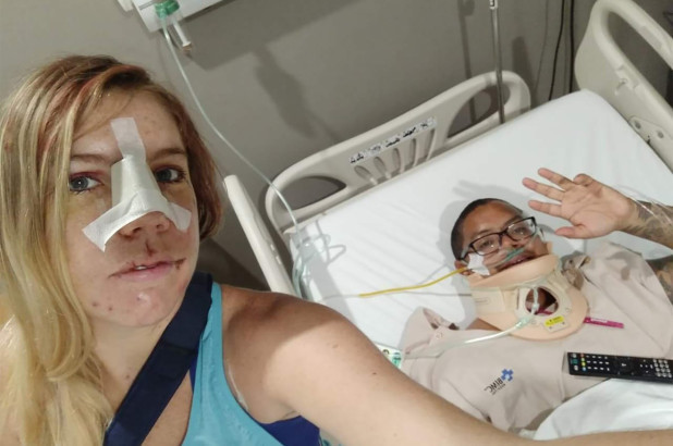 Đôi 'phượt thủ' may mắn sống sót nhờ công nghệ định vị toàn cầu và dòng trạng thái đăng trên Facebook.