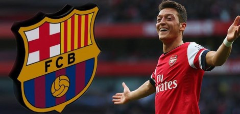 Ozil dự tiệc mừng chiến thắng tại Champions League cùng Barcelona.