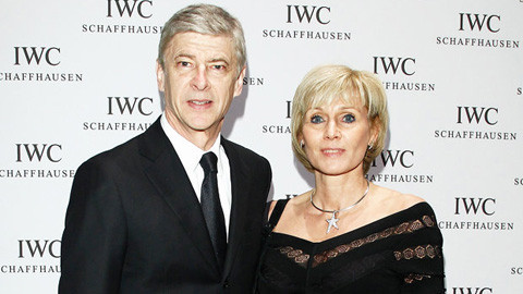 HLV Wenger và bà Annie khi còn hạnh phúc