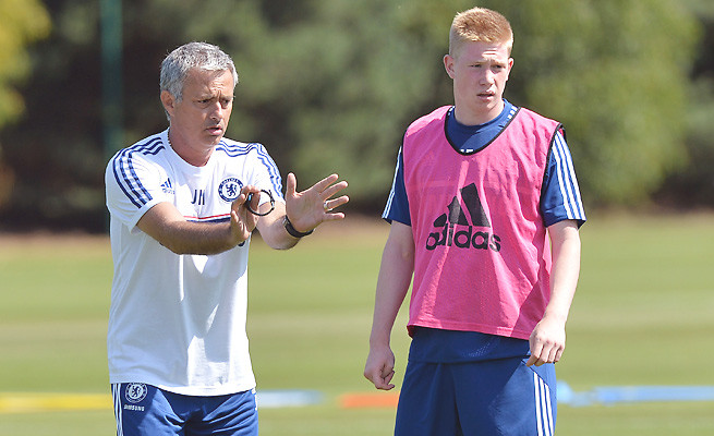 De Bruyne vẫn còn cay cú vì bị Mourinho ruồng rẫy.