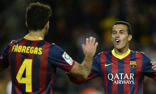 Fabregas đã khuyên Pedro đến Chelsea. 