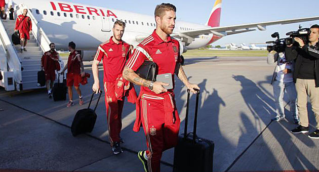 Ramos và De Gea sẽ đổi chỗ cho nhau.