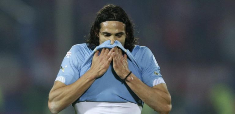 M.U rất muốn chiêu mộ Cavani.