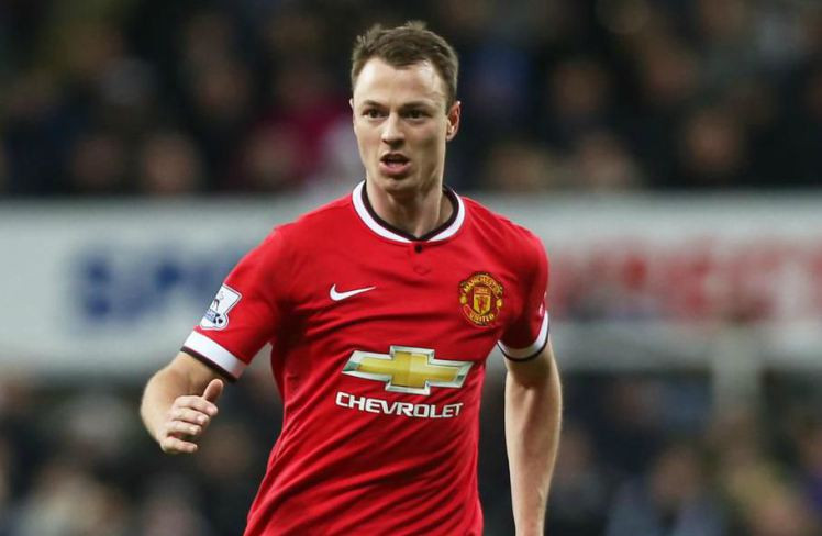 M.U sẵn sàng biến Evans thành "vật tế thần".