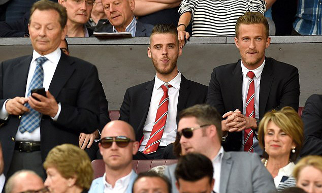 Van Gaal gạch tên De Gea khỏi đội hình M.U.