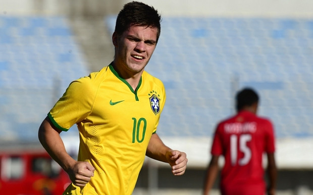 Chelsea sắp có Nathan.