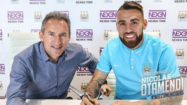 Otamendi chính thức ký hợp đồng với Man City.
