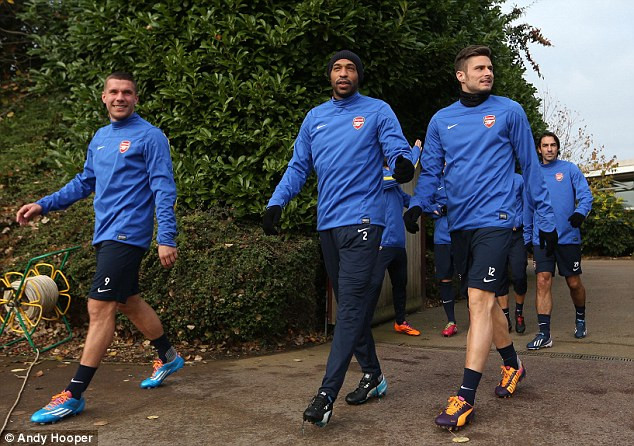 Henry thất vọng về đội hình Arsenal hiện tại.