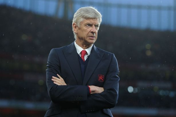 Wenger quyết mua thêm tiền đạo.