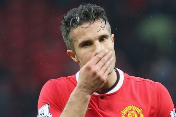 Van Persie thất vọng vì đá hỏng phạt đền.